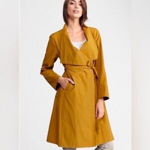 Eileen Fisher Mustard Yellow  Trench Coat Size Medium